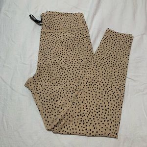 White Fox Sarah’s Day Speckle Leggings Sand